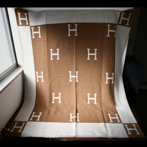 Hermes Avalon throw blanket - Picture 5 of 9